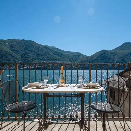 Apartman Rustic At The Pier Of - The House Of Travelers