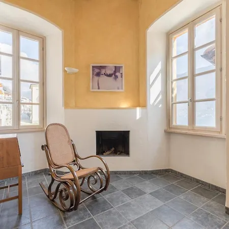 Apartman Rustic At The Pier Of - The House Of Travelers *