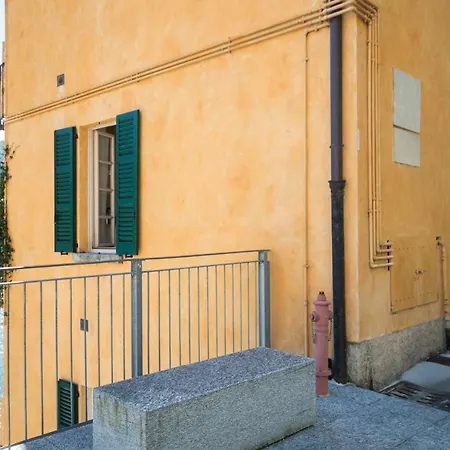 Rustic At The Pier Of - The House Of Travelers Apartman *