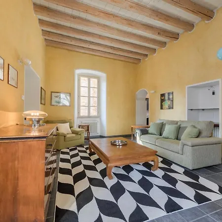Rustic At The Pier Of - The House Of Travelers Apartamento Brienno